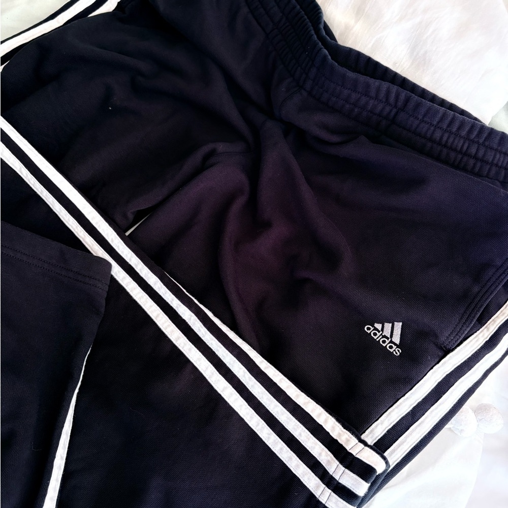 Adidas essentials sweatpants